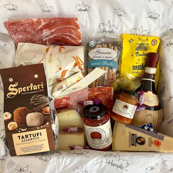 £100 example hamper